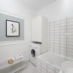 New Metropolis 2-bedroom 900m To Station With Air-conditioning Daire Varşova
