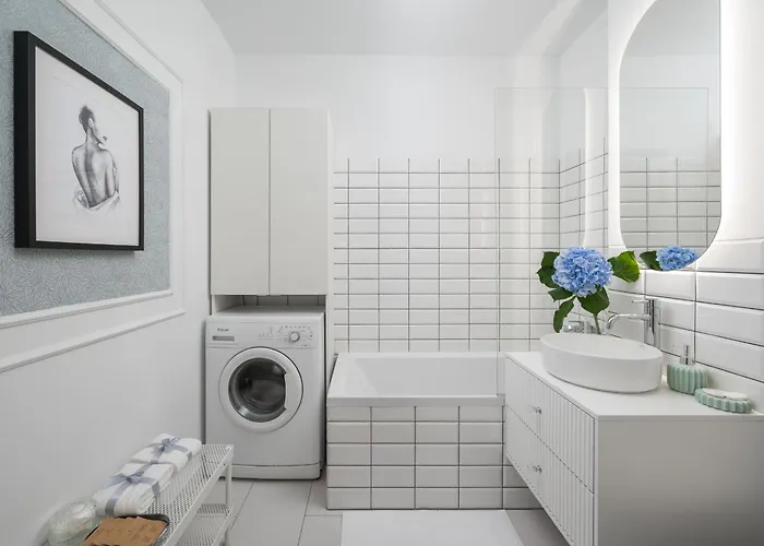 Apartment New Metropolis 2-bedroom 900m To Station With Air-conditioning *